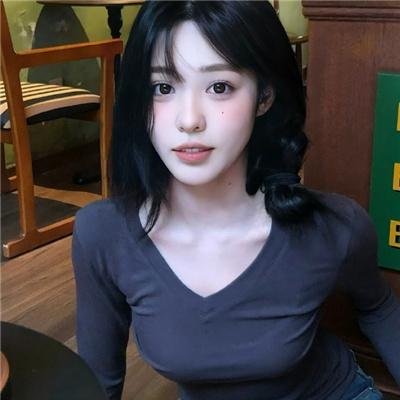 爱尼斯·格林的故事